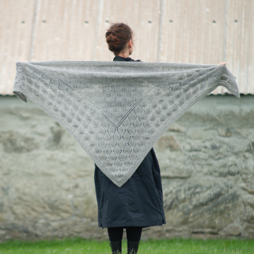 Brough Shawl - Image 3