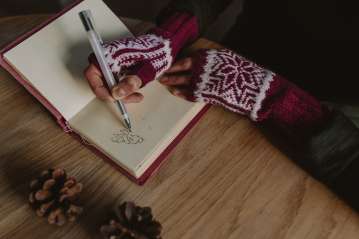 Shetland Wool Adventures Journal volume 2 - Image 5