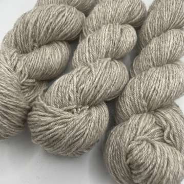 Langsoond DK Undyed Yarn - Stane - Image 2