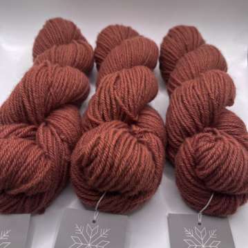 Aald Rose - Langsoond DK Yarn - Image 3